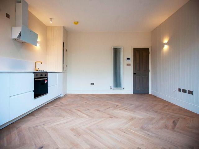 Apartment for rent in City Centre, Georgia