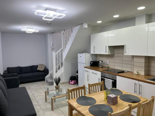 Apartment for rent in Barnsbury, Greater London
