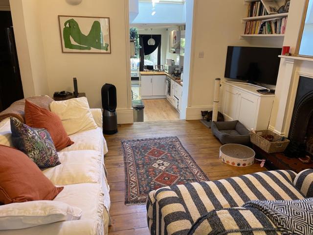 Apartment for rent in Stroud Green, Greater London