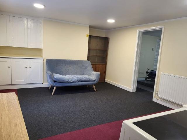 Apartment for rent in Newtown, Reading