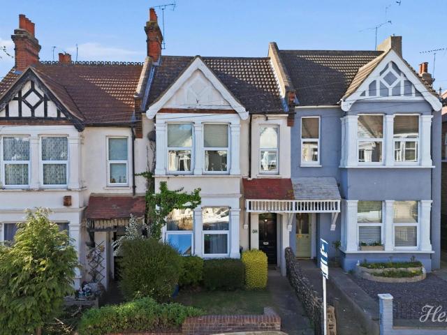 Property for sale in Milton, Alton Barnes