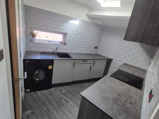 Apartment for rent in Sheffield Lane Top, Firth Park