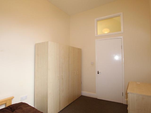 Apartment for rent in Church End, Greater London