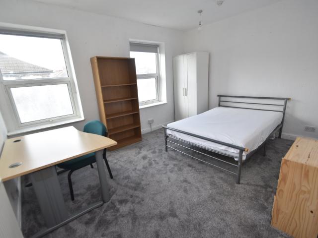 Room for rent in Maindy, Cardiff