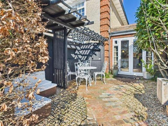House for sale in Seaford, Iford