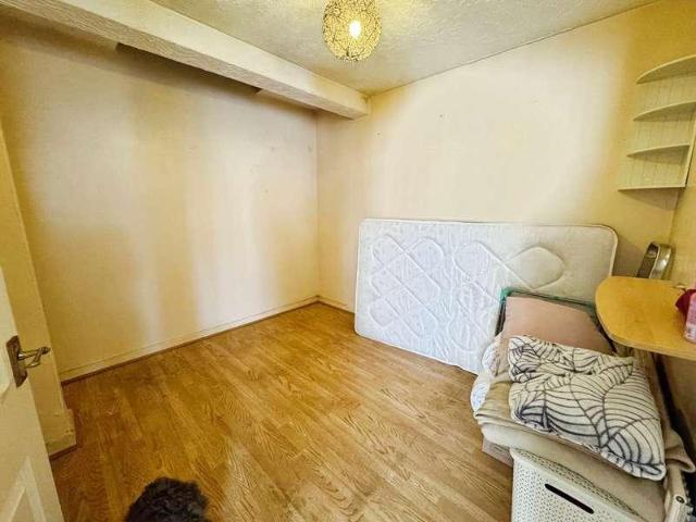 House for sale in Dale Hill, Essex