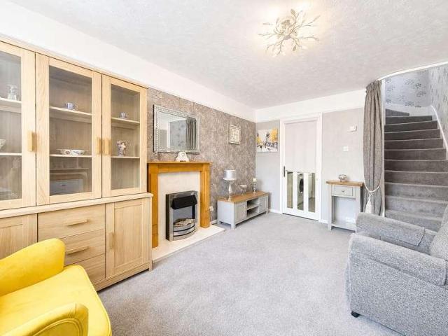House for sale in Stourbridge, West Midlands