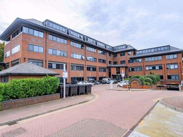House for sale in St Albans, Five Acres