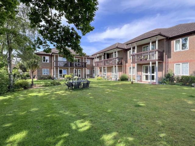 House for sale in Tricketts Cross, Ferndown
