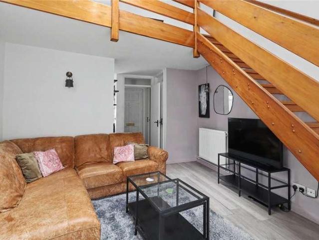 House for sale in Knaphill, Woking