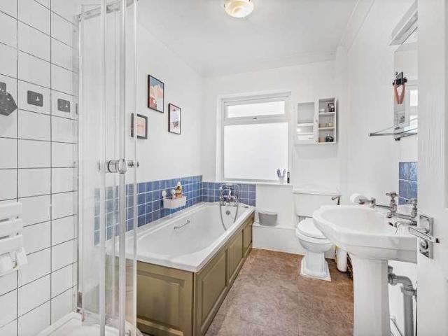 House for sale in Clanfield, Black Bourton