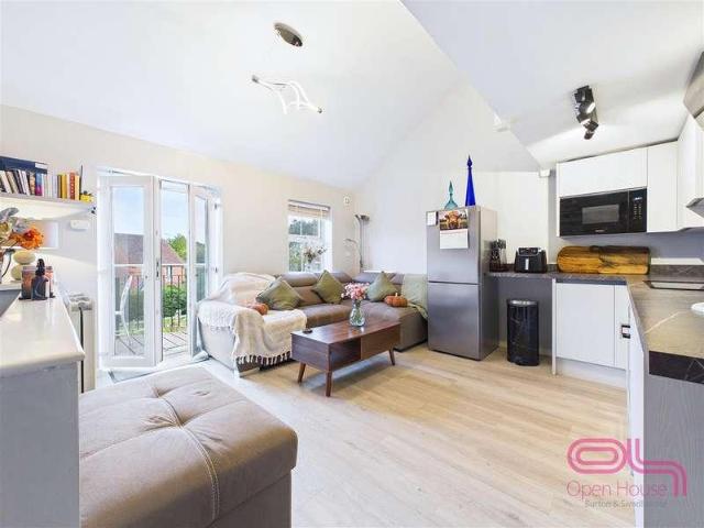 House for sale in Coton Park, South Derbyshire