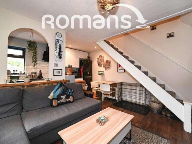 House for sale in Martin's Heron, Winkfield