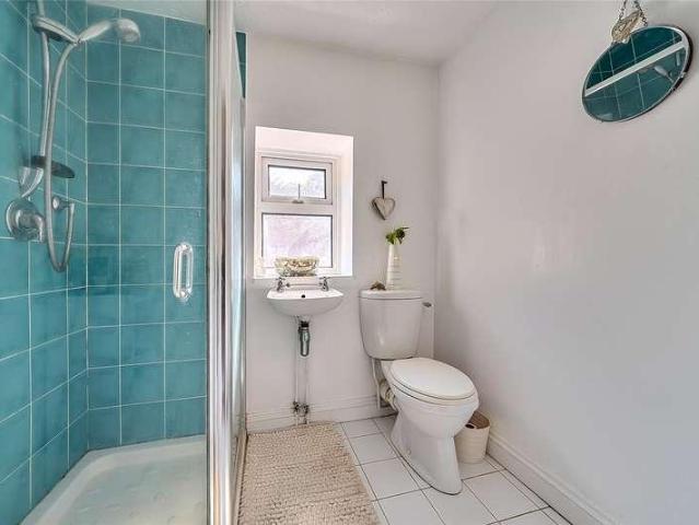 House for sale in The Butts, Kent