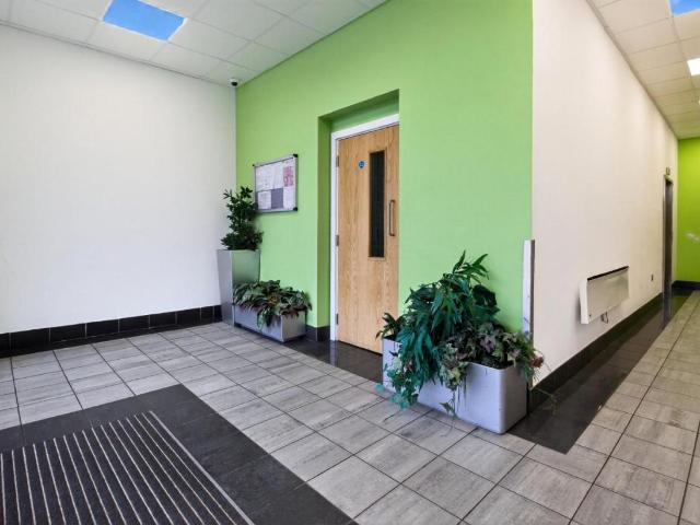 House for sale in Richmond Hill, West Yorkshire