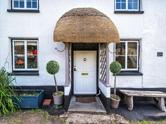 House for sale in Wreyland, Teignbridge