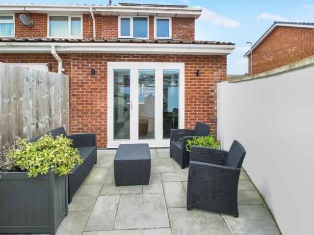 House for sale in Feckenham, City Of Bristol