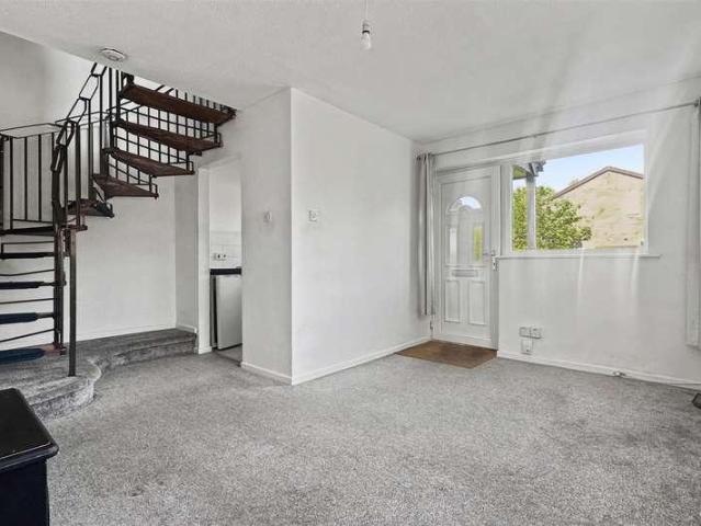 House for sale in Barton Stacey, Hampshire