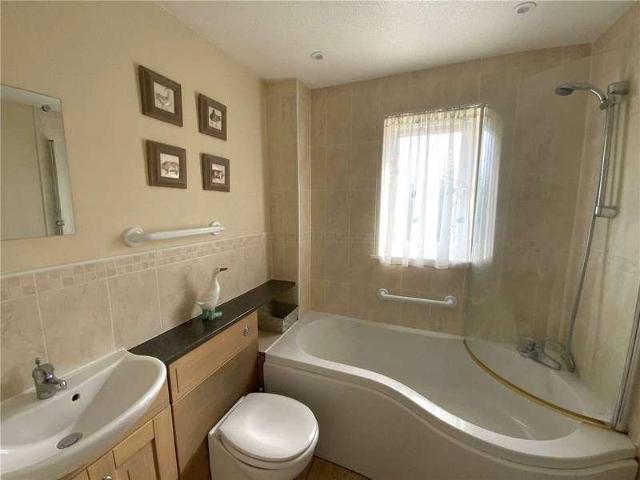 House for sale in Marlborough, Easton Royal