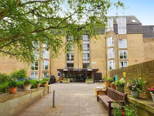 House for sale in Folkestone, Lynwood