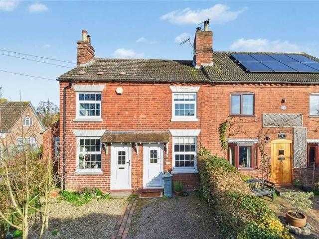 House for sale in Crookhill, Worcestershire