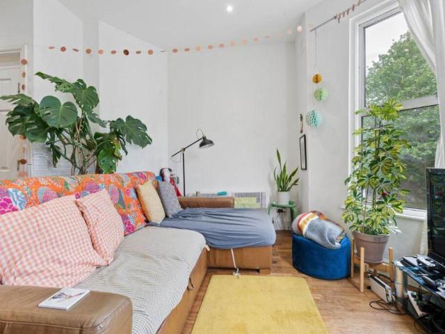 House for sale in East Dulwich, Greater London