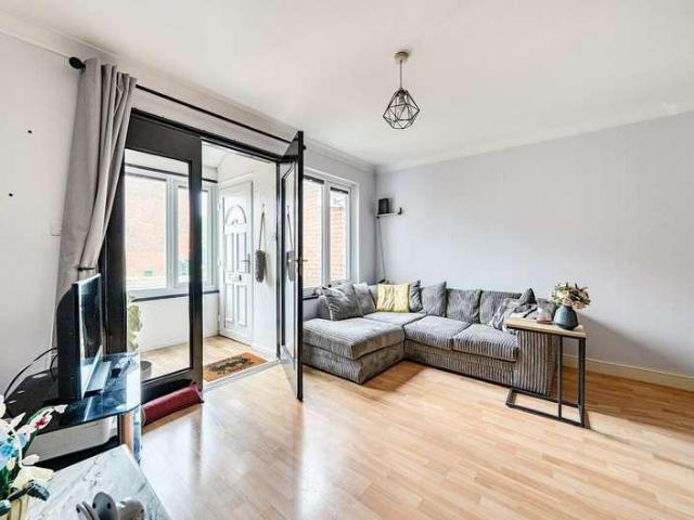 House for sale in Lower Halliford, Surrey