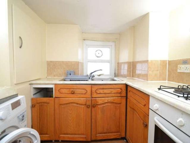 House for sale in Simpson Green, Bradford