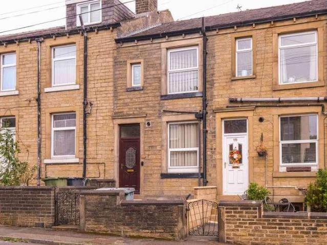 House for sale in Milnsbridge, Kirklees