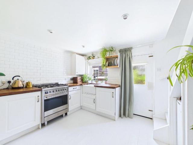 House for sale in Batchworth, Hertfordshire