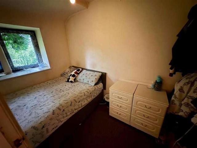 House for sale in Low Moor, West Yorkshire