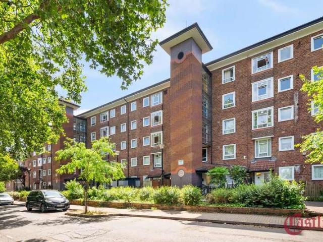 House for sale in Stamford Hill, Greater London