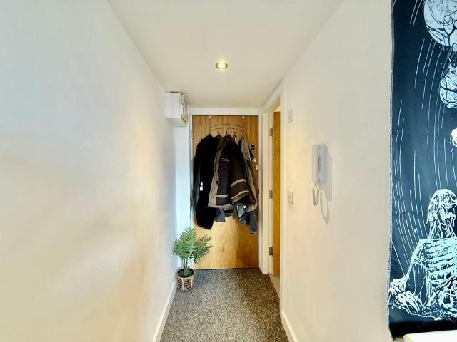 House for sale in Kensington, Calderstones