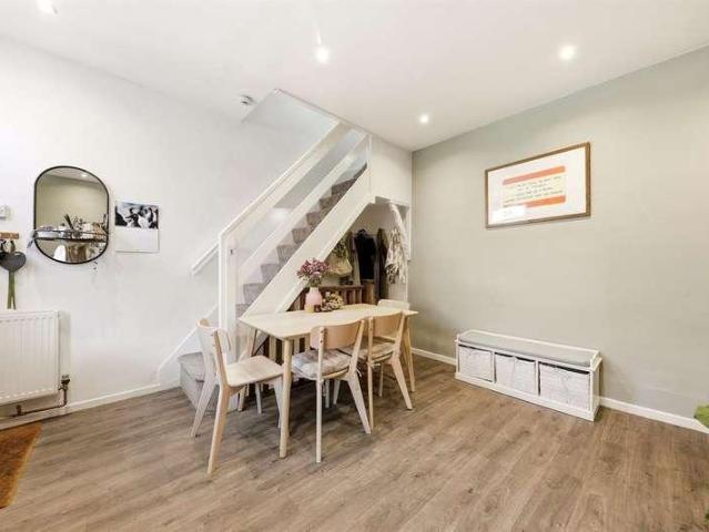House for sale in Meanwood, West Yorkshire