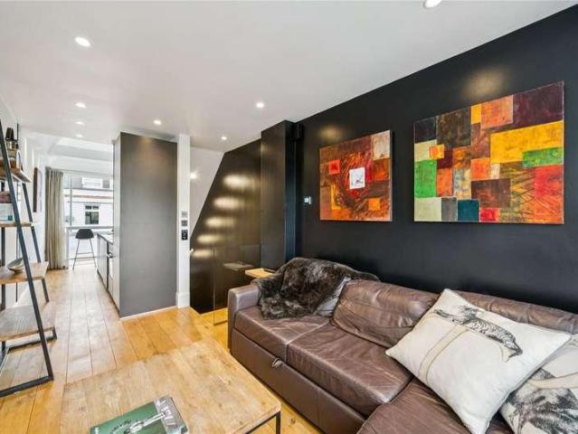 House for sale in Putney, Greater London