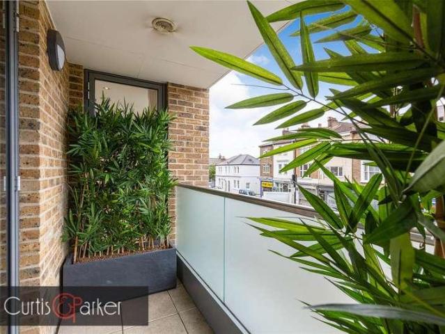 House for sale in Hammersmith, Greater London