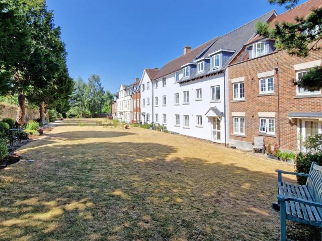 House for sale in Evershot, Oxfordshire