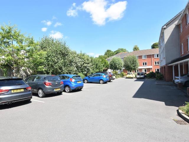 House for sale in Watergate, Devon