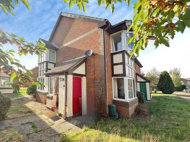 House for sale in Watermead