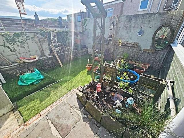 House for sale in Robertstown, Trecynon
