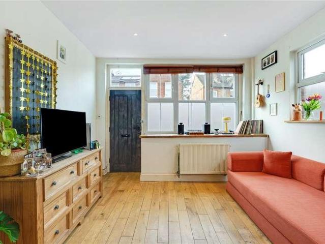 House for sale in London Borough of Richmond upon Thames, Greater London