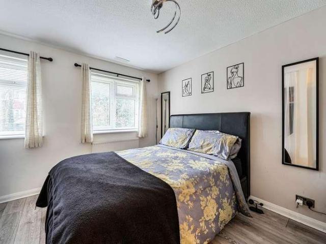 House for sale in London Borough of Croydon, Greater London
