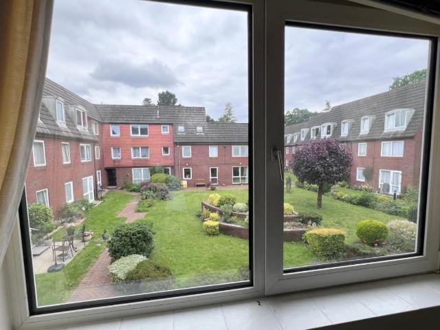 House for sale in Tricketts Cross, Ferndown