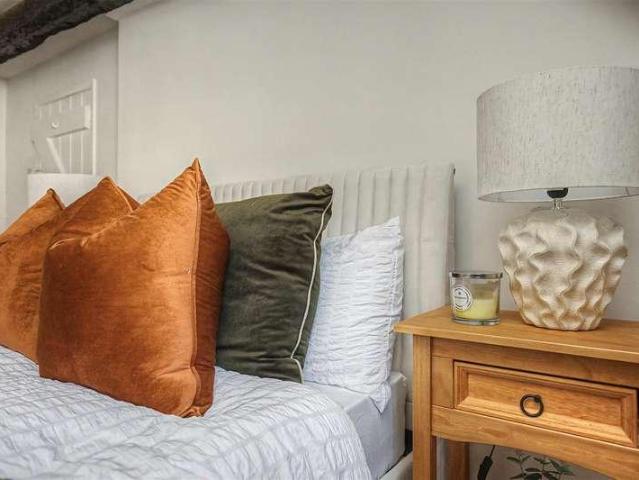 House for sale in Black Bourton, Oxfordshire