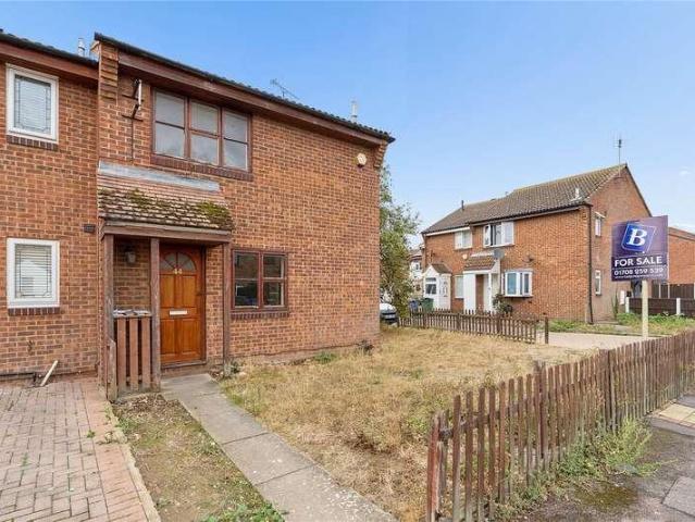 House for sale in Tilbury, Essex