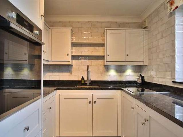 House for sale in Tewkesbury, Pamington