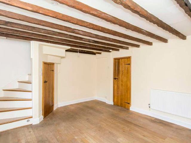 House for sale in Stanford On Avon, Leicestershire