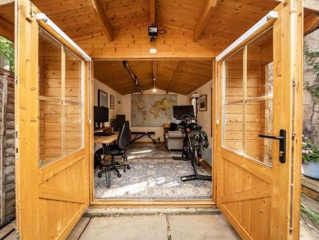 House for sale in London Borough of Islington, Greater London