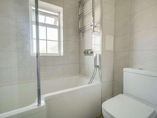 House for sale in Leighton-Linslade, Linslade