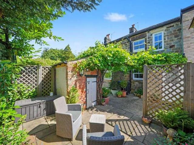 House for sale in Harlow, Harrogate